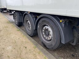 Krone SDR 27 3-Axle Fridge / Carrier Maxima / Liftaxl...