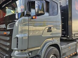 SCANIA R 560
