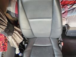 SCANIA R 560