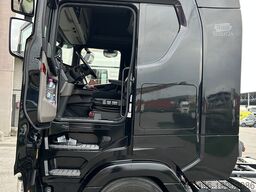 SCANIA S450 Mega