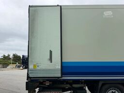 KRONE N/A SD ISOLATED BOX THERMO KING SLXi 300 LIFT AX