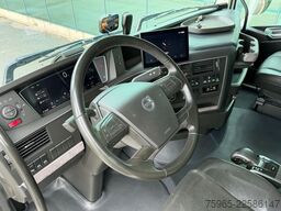 VOLVO FH 13.500 GLOBETROTTER ONLY 312.000 KM DYNAMIC S