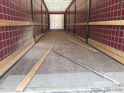 Schmitz Cargobull Semitrailer Curtainsider Standard Hayon