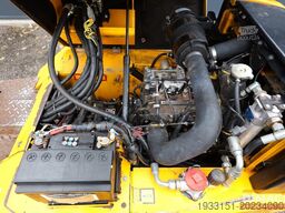 JCB 403 Zeer nette shovel met hydraulische snelwiss...