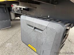 KÖGEL 3Achs Standard Curtainsider MichelinRemix 6xneu