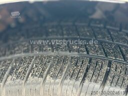 VOLKSWAGEN T6.1 Transporter Kombi lang 8 Sitzer Klima