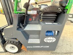 Combilift C4000CB TRIPLEX 5200MM FREE-LIFT TOP 1