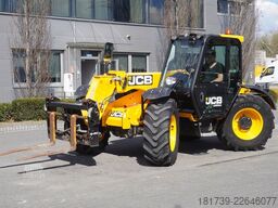 JCB 526-56 AGRI Plus / 5.6 m / joystick