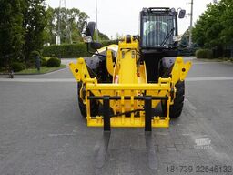 JCB 540-140 telescopic loader / 14 m range