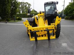 JCB 540-140 telescopic loader / 14 m range