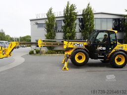 JCB 540-140 telescopic loader / 14 m range