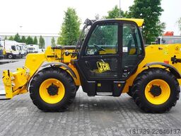 JCB 535-95 / 3.5 T / range 9.5 m / joystick
