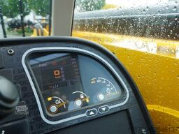 JCB 535-95 / 3.5 T / range 9.5 m / joystick