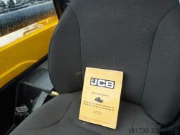 JCB 535-95 / 3.5 T / range 9.5 m / joystick