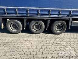 Schmitz Cargobull Curtainsider Mega