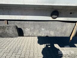 Schmitz Cargobull Curtainsider Mega