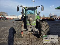 Fendt 724 VARIO S4 Profi Plus