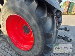 Fendt 724 VARIO S4 Profi Plus