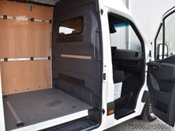 MERCEDES-BENZ Sprinter 317 CDI Hochdach AHK-3.5t.