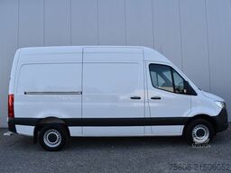 MERCEDES-BENZ Sprinter 317 CDI Hochdach AHK-3.5t.
