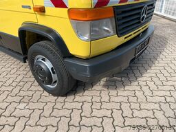 MERCEDES-BENZ Vario 613 D DokaKA/ L2H2/ 5 Sitze/ AHK/ Standhzg