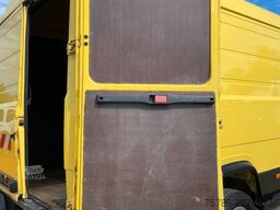 MERCEDES-BENZ Vario 613 D DokaKA/ L2H2/ 5 Sitze/ AHK/ Standhzg