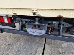 MERCEDES-BENZ 811 großes Haus / Doka 6 Sitzer AHK