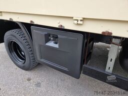 MERCEDES-BENZ 811 großes Haus / Doka 6 Sitzer AHK