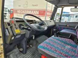 MERCEDES-BENZ 811 großes Haus / Doka 6 Sitzer AHK