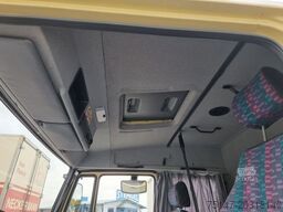 MERCEDES-BENZ 811 großes Haus / Doka 6 Sitzer AHK