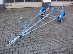trailershop Boot Trailer Bootanhänger Neptun Navy 750kg sofort verfügbar nach Bestellung