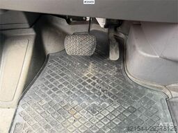 Mercedes-Benz Sprinter 316 CDI box truck with tail lift and two