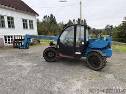 Genie GTH-2506 telescopic handler supplied with a bucket