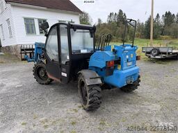 Genie GTH-2506 telescopic handler supplied with a bucket