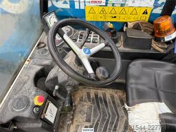 Genie GTH-2506 telescopic handler supplied with a bucket