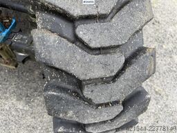 Genie GTH-2506 telescopic handler supplied with a bucket