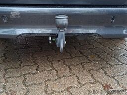 Mercedes-Benz VITO 116 TOURER NEUES MODELL AHK 2,5t MBUX KAM