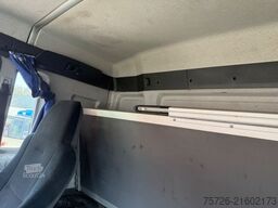 MAN TGX 26.440 Abrollkipper, HU 02/27