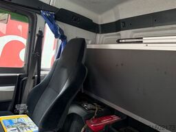 MAN TGX 26.440 Abrollkipper, HU 02/27