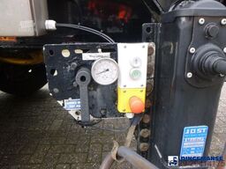 Feldbinder Powder tank alu 63 m3 (tipping)