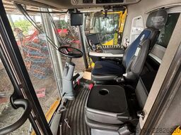 New Holland CR 10.90