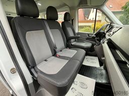 VOLKSWAGEN CRAFTER 2,0 TDI 9 SITZER KLIMAAUTOMATIK 1.HAND