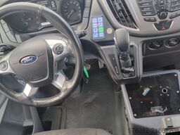 Ford Transit 300