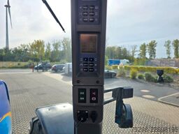 NEW HOLLAND TG 230