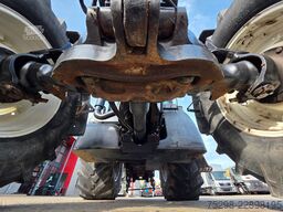 NEW HOLLAND TG 230