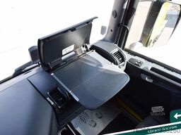 SCANIA R560 V8 8x4 Retarder 2-Leiter Hydraulik Standkl.