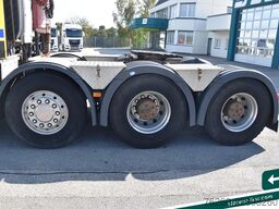 SCANIA R560 V8 8x4 Retarder 2-Leiter Hydraulik Standkl.