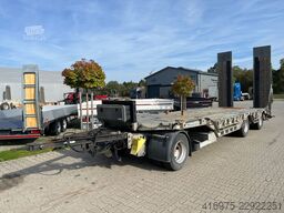HUMBAUR HTD 30 3-Achs Tieflader Radmulden Luftfederung