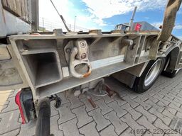 HUMBAUR HTD 30 3-Achs Tieflader Radmulden Luftfederung