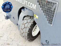 Combilift C3000 GAS TRIPLEX 5600 FREE LIFT